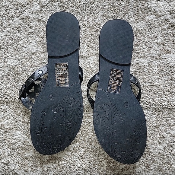 Women’s Black Thong Sandals Size 8.5 - Picture 3 of 4